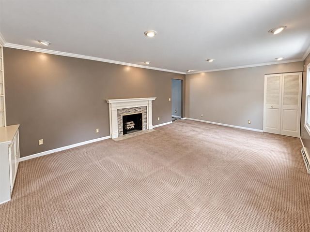 2134 Sycamore Lane, Kalamazoo, MI 49008