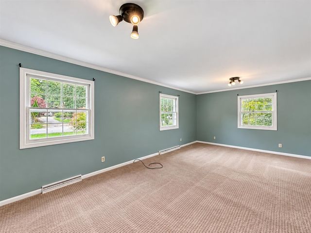 2134 Sycamore Lane, Kalamazoo, MI 49008