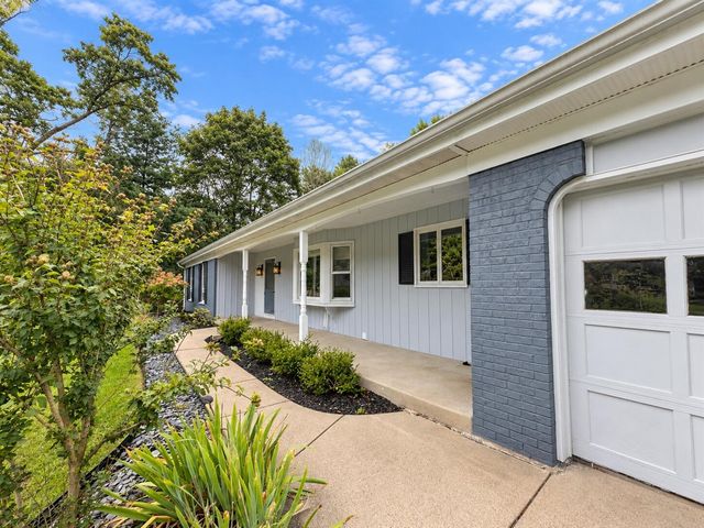 2134 Sycamore Lane, Kalamazoo, MI 49008