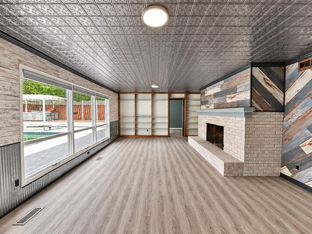 2134 Sycamore Lane, Kalamazoo, MI 49008
