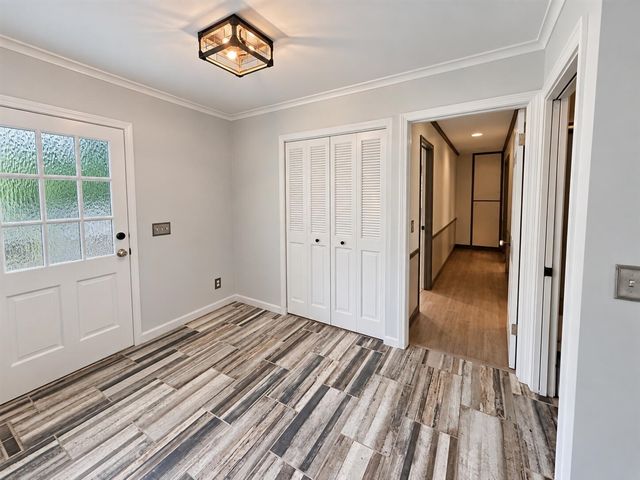 2134 Sycamore Lane, Kalamazoo, MI 49008