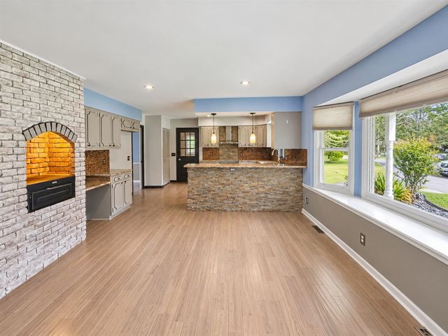 2134 Sycamore Lane, Kalamazoo, MI 49008