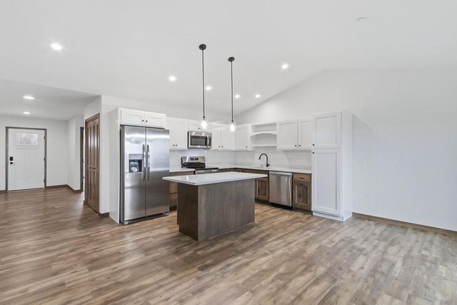 612 Roosevelt Street, Baraboo, WI 53913