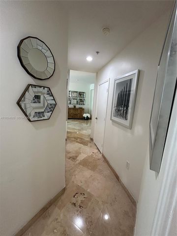 9055 SW 73 Court 809, Miami, FL 33156