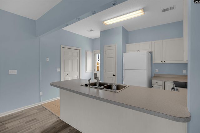 2000 Water Oak Drive 3-B, Lexington, SC 29073