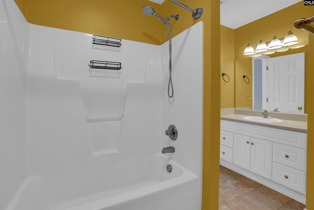 2000 Water Oak Drive 3-B, Lexington, SC 29073
