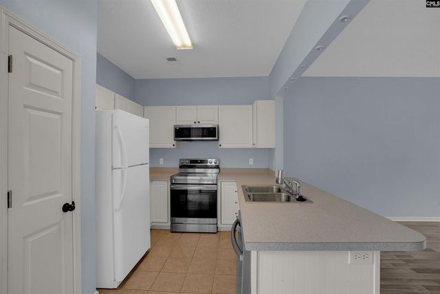 2000 Water Oak Drive 3-B, Lexington, SC 29073