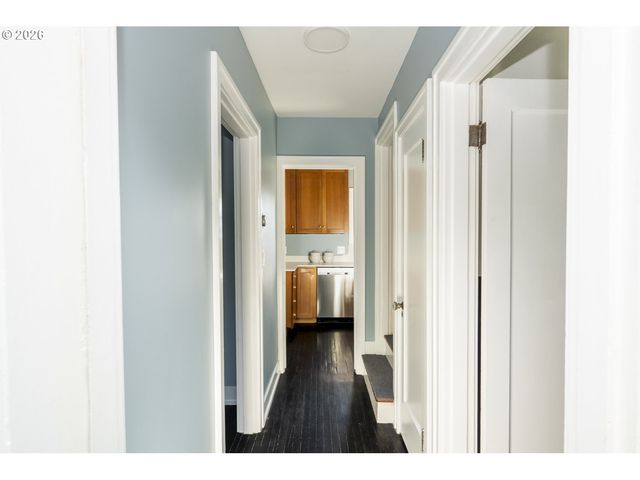2621 N SUMNER St, Portland, OR 97217