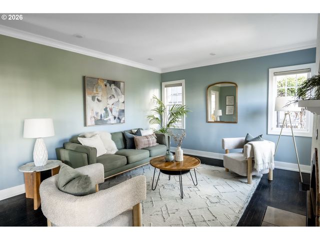 2621 N SUMNER St, Portland, OR 97217