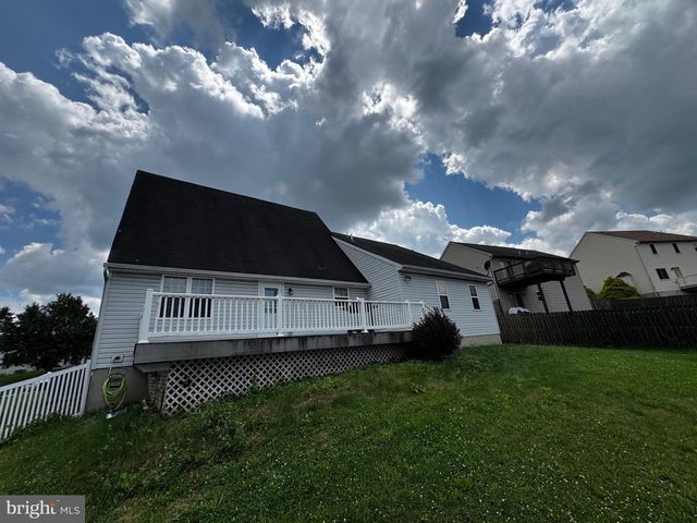 310 WIMBLETON WAY, Red Lion, PA 17356