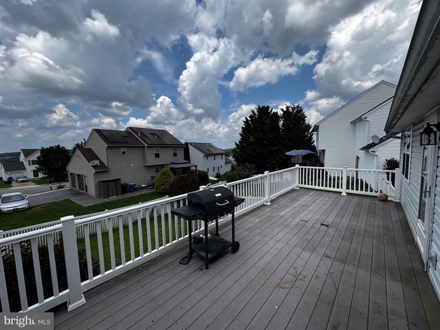 310 WIMBLETON WAY, Red Lion, PA 17356