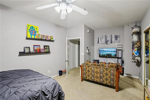 4547 Wallace Road, Mclouth, KS 66054