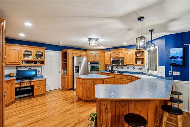 4547 Wallace Road, Mclouth, KS 66054