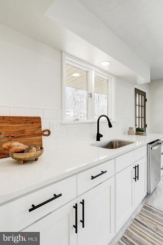 704 FISHING CREEK RD, New Cumberland, PA 17070