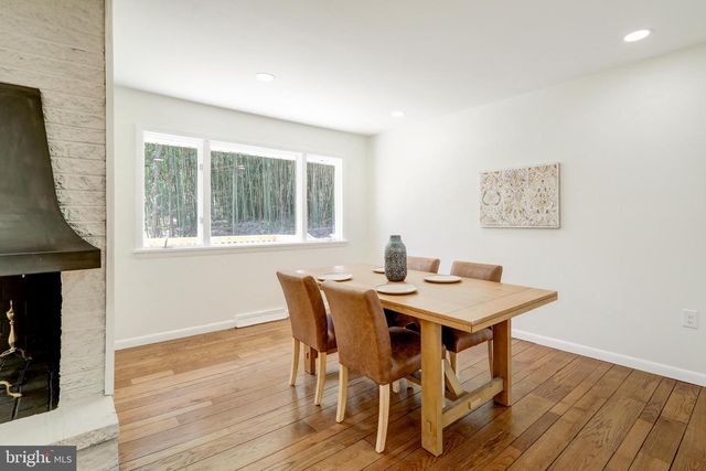 704 FISHING CREEK RD, New Cumberland, PA 17070