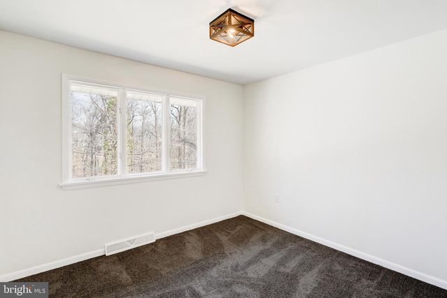 704 FISHING CREEK RD, New Cumberland, PA 17070