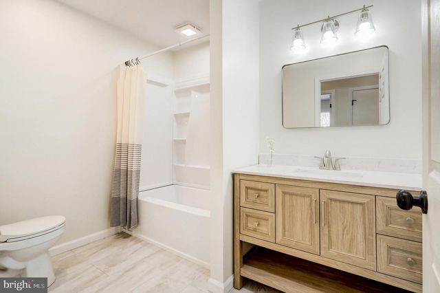 704 FISHING CREEK RD, New Cumberland, PA 17070