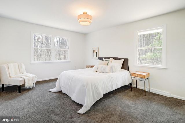 704 FISHING CREEK RD, New Cumberland, PA 17070