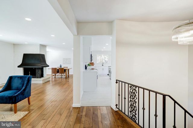 704 FISHING CREEK RD, New Cumberland, PA 17070