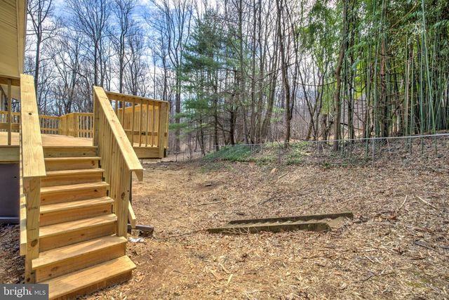 704 FISHING CREEK RD, New Cumberland, PA 17070