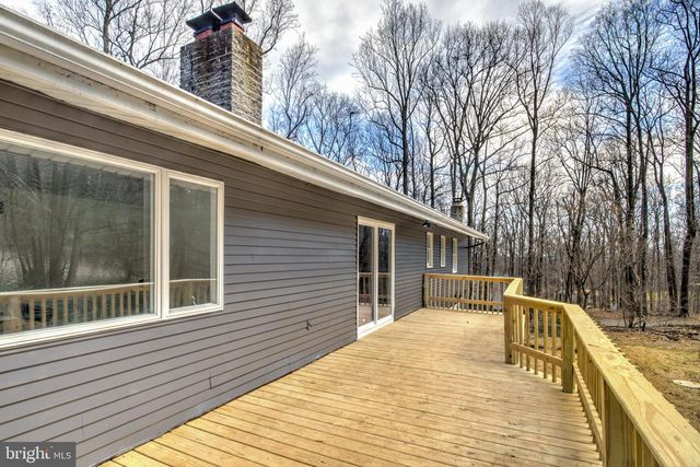 704 FISHING CREEK RD, New Cumberland, PA 17070