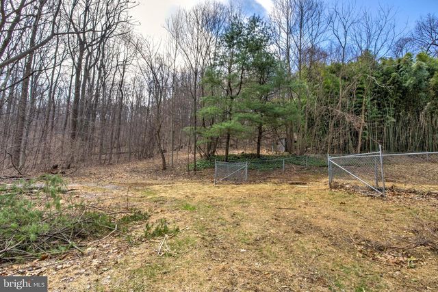 704 FISHING CREEK RD, New Cumberland, PA 17070