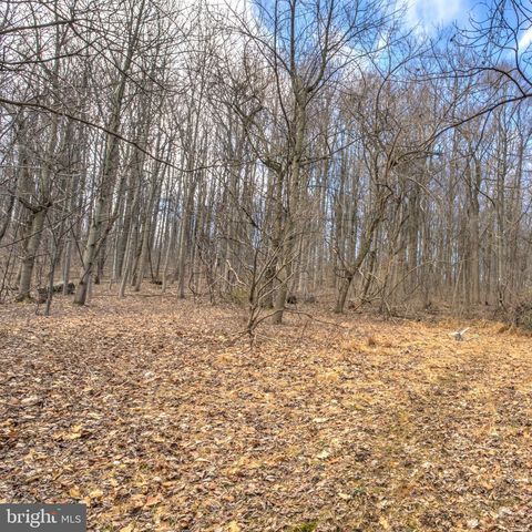 704 FISHING CREEK RD, New Cumberland, PA 17070