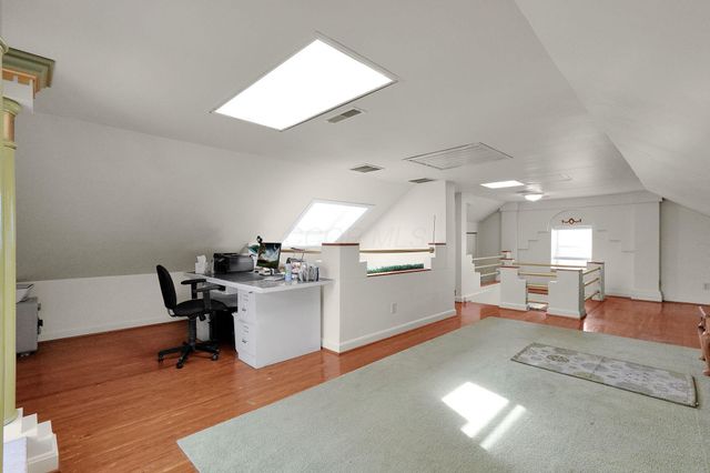 137 King Avenue, Columbus, OH 43201