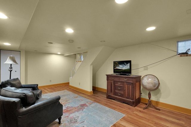 137 King Avenue, Columbus, OH 43201