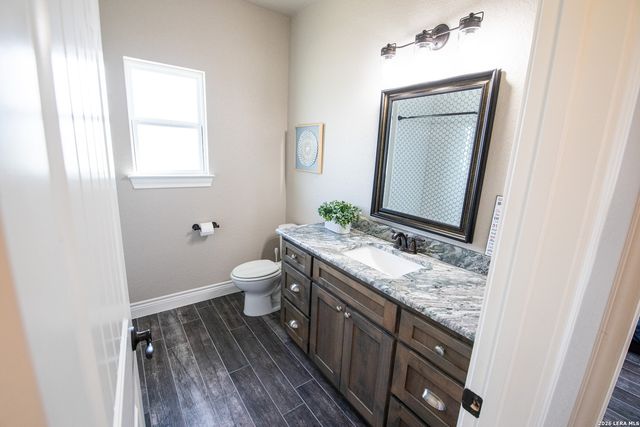 104 N Tranquility, La Vernia, TX 78121