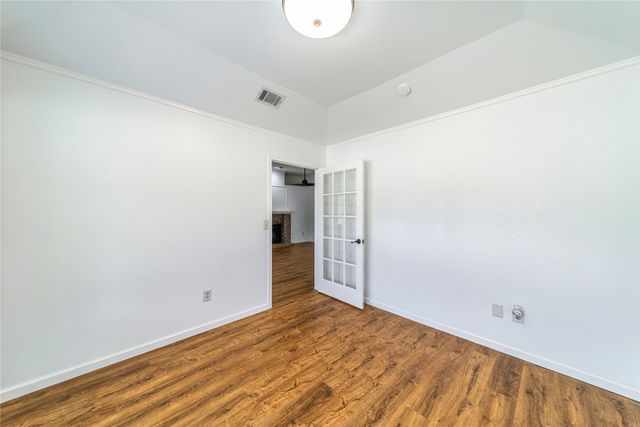 5434 Peninsula Way, Garland, TX 75043