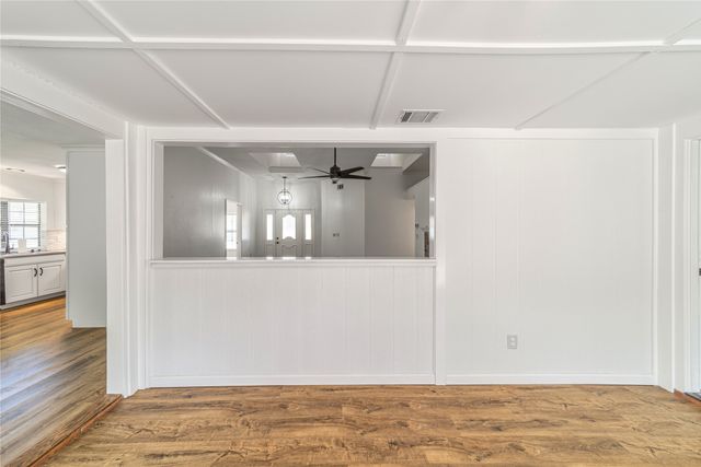 5434 Peninsula Way, Garland, TX 75043