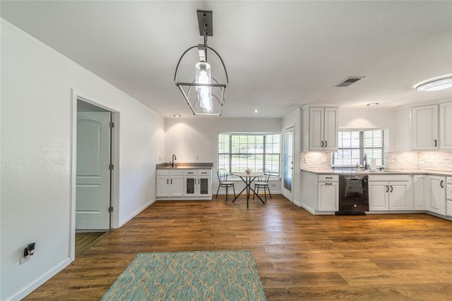 5434 Peninsula Way, Garland, TX 75043