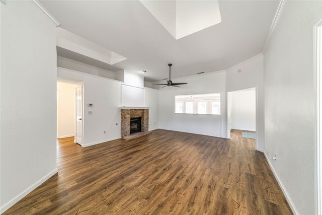 5434 Peninsula Way, Garland, TX 75043