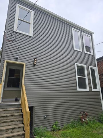 35 N Mayfield Avenue, Chicago, IL 60644