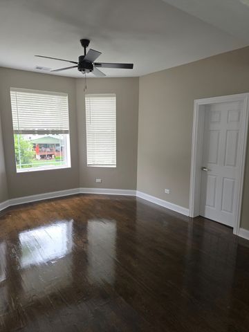 35 N Mayfield Avenue, Chicago, IL 60644
