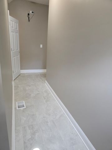 35 N Mayfield Avenue, Chicago, IL 60644