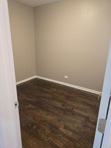 35 N Mayfield Avenue, Chicago, IL 60644