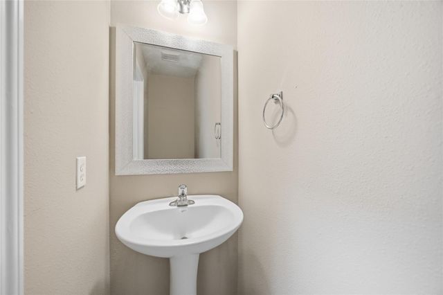 8813 Elm Drake Lane, Humble, TX 77338