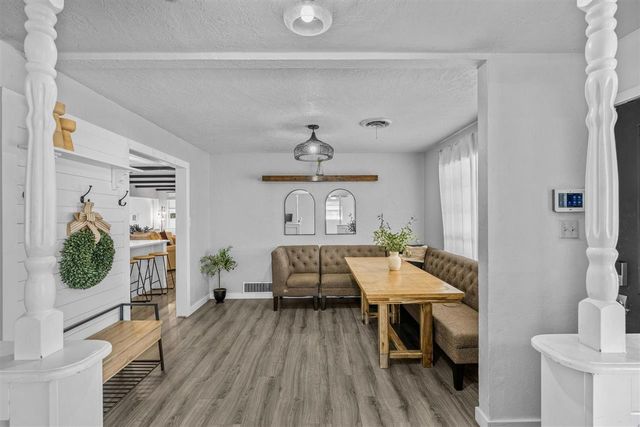 7130 NW Woodland Pl, Lawton, OK 73505