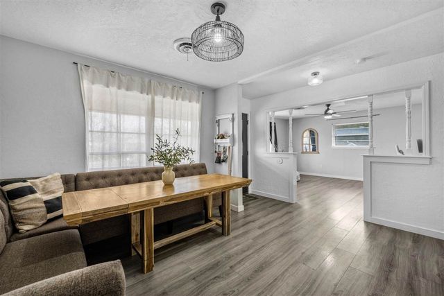 7130 NW Woodland Pl, Lawton, OK 73505