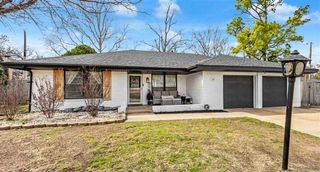 7130 NW Woodland Pl, Lawton, OK 73505