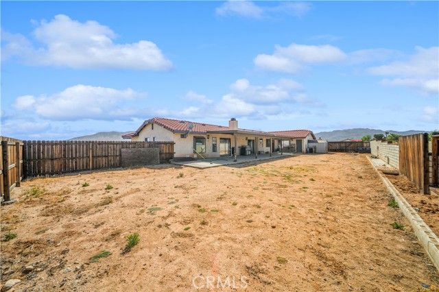 8058 Gaylop, Hesperia, CA 92345