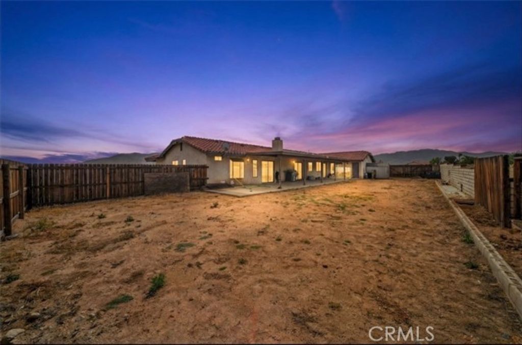 8058 Gaylop, Hesperia, CA 92345