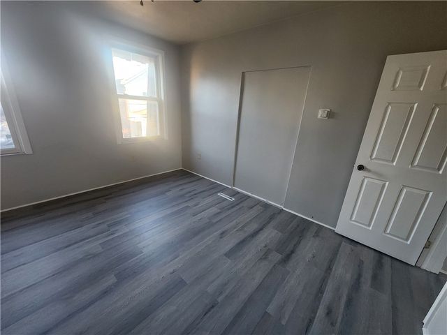 306 Campbell St, Mckees Rocks, PA 15136