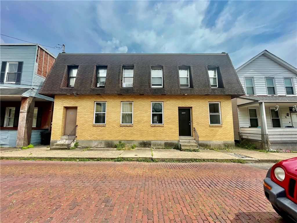 306 Campbell St, Mckees Rocks, PA 15136
