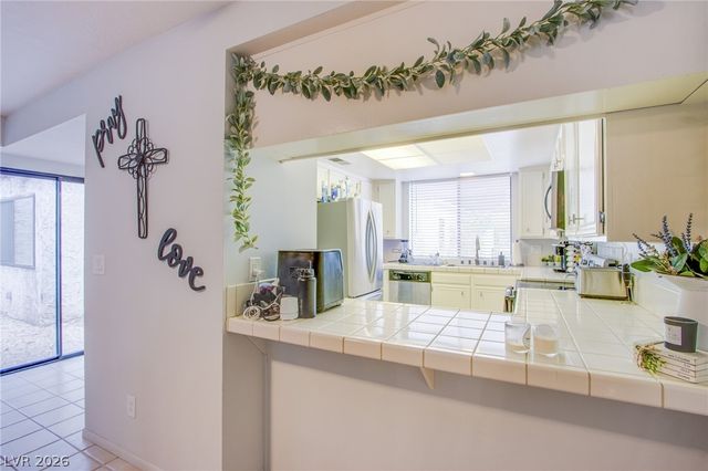 3130 Espanol Drive, Las Vegas, NV 89121