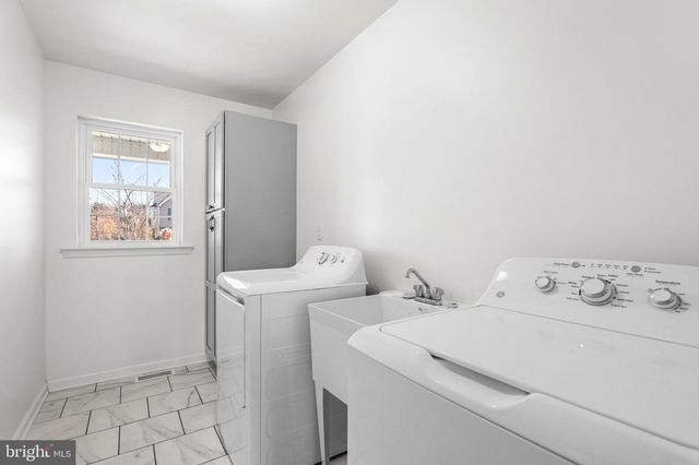 1119 EWELL ST, Front Royal, VA 22630