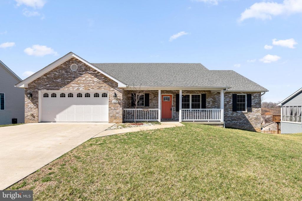 1119 EWELL ST, Front Royal, VA 22630