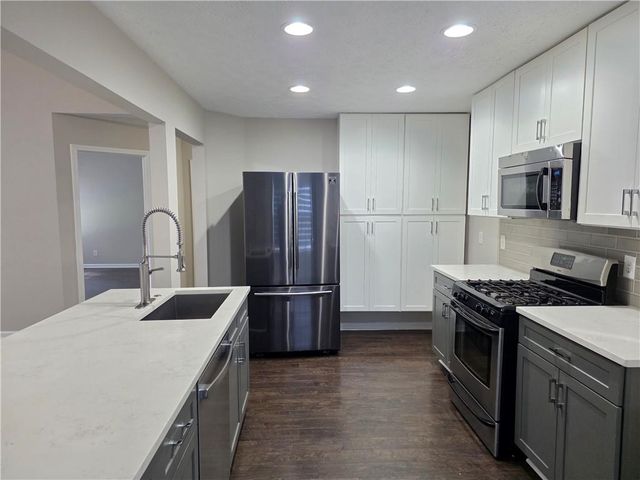 278 Carrington Way, Canton, GA 30115